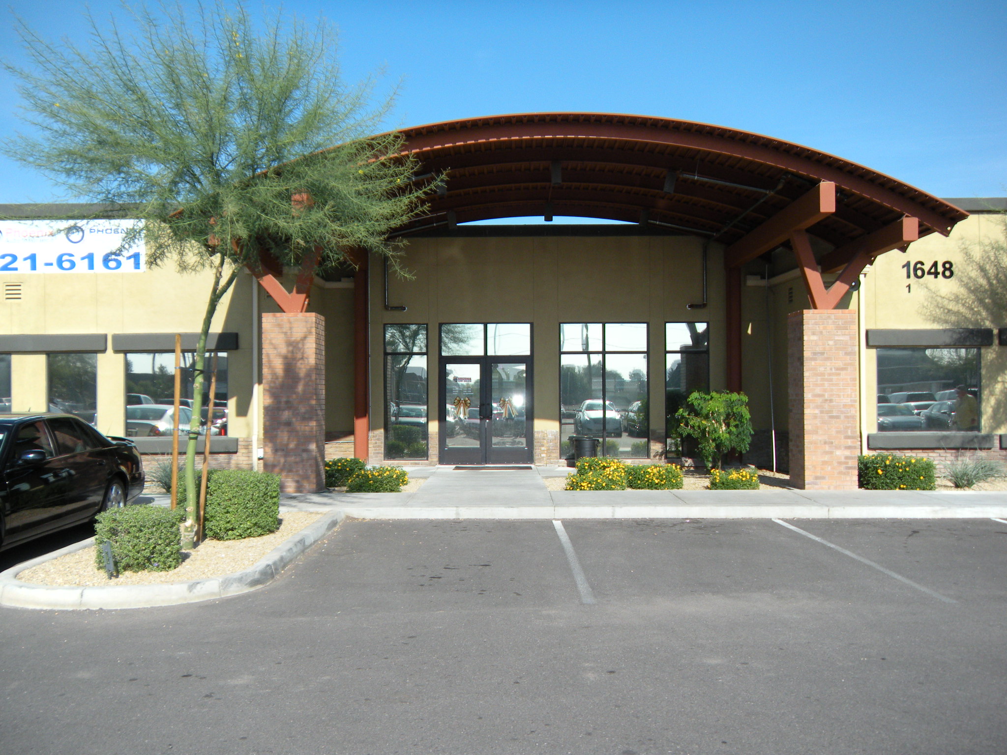 Phoenix Auto Finance 01