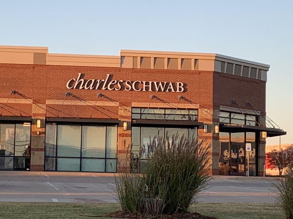 Charles Schwab 01