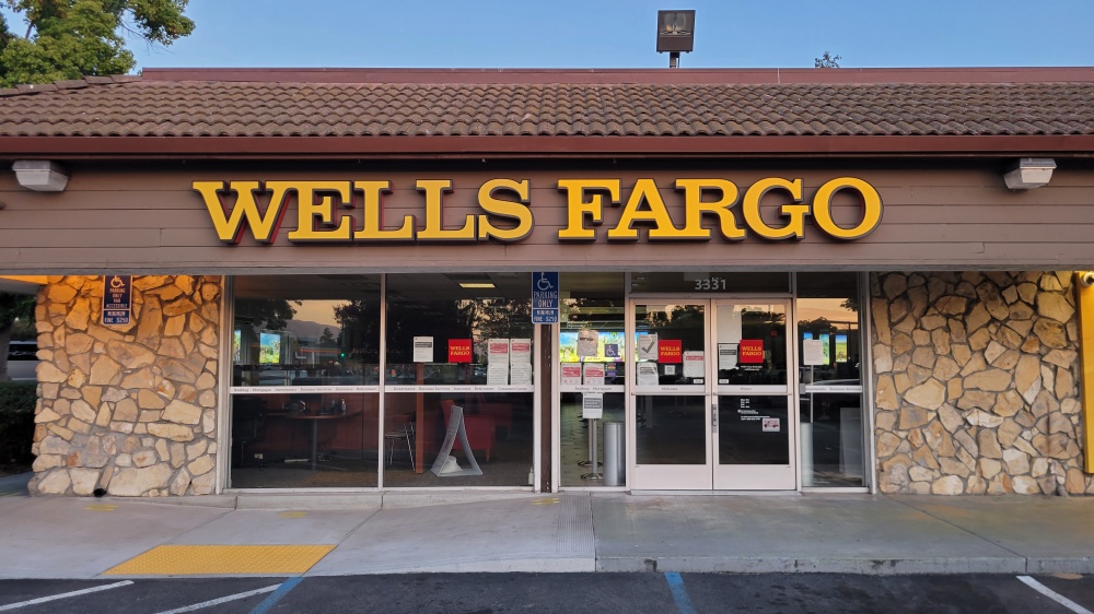 Wells Fargo Bank 01