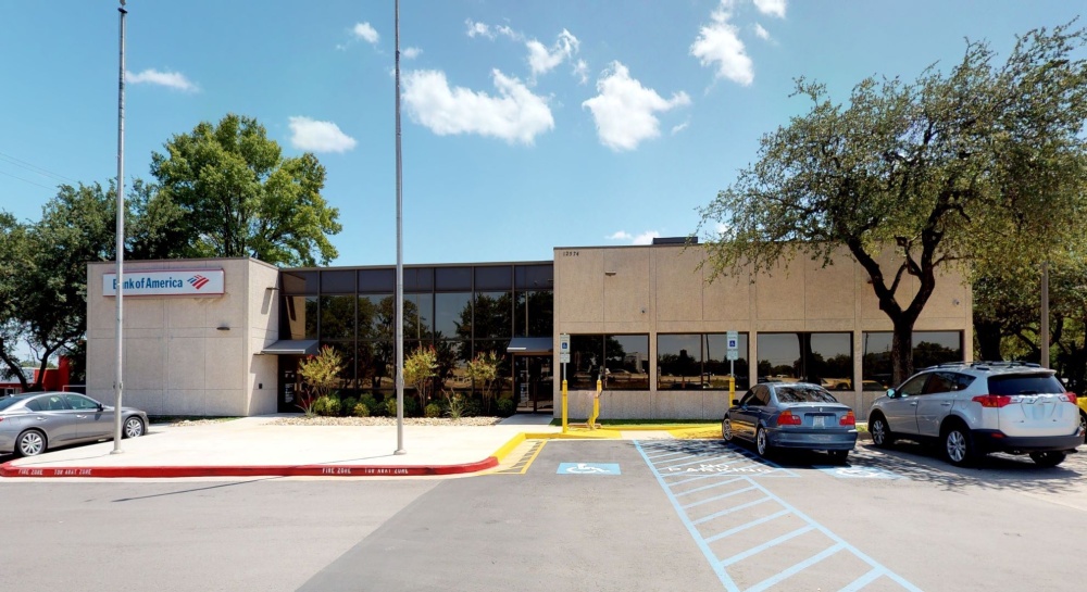 Bank of America (with Drive-thru ATM) 01