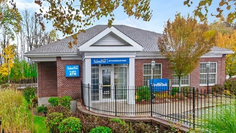 Salem Five Bank 01