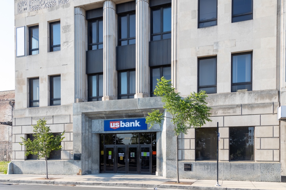 U.S. Bank Branch 01