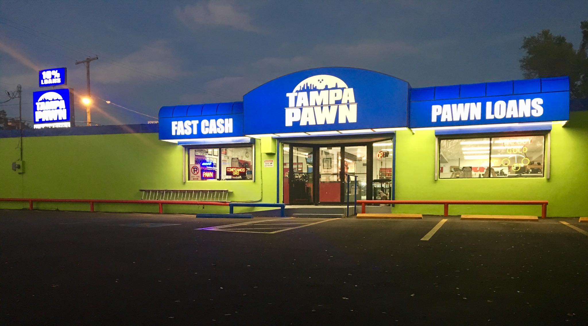 Tampa Pawn 01
