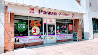 Pawn Plus 01