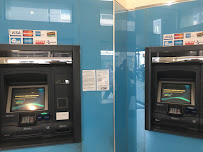 Woori America Bank - Flushing Branch 04