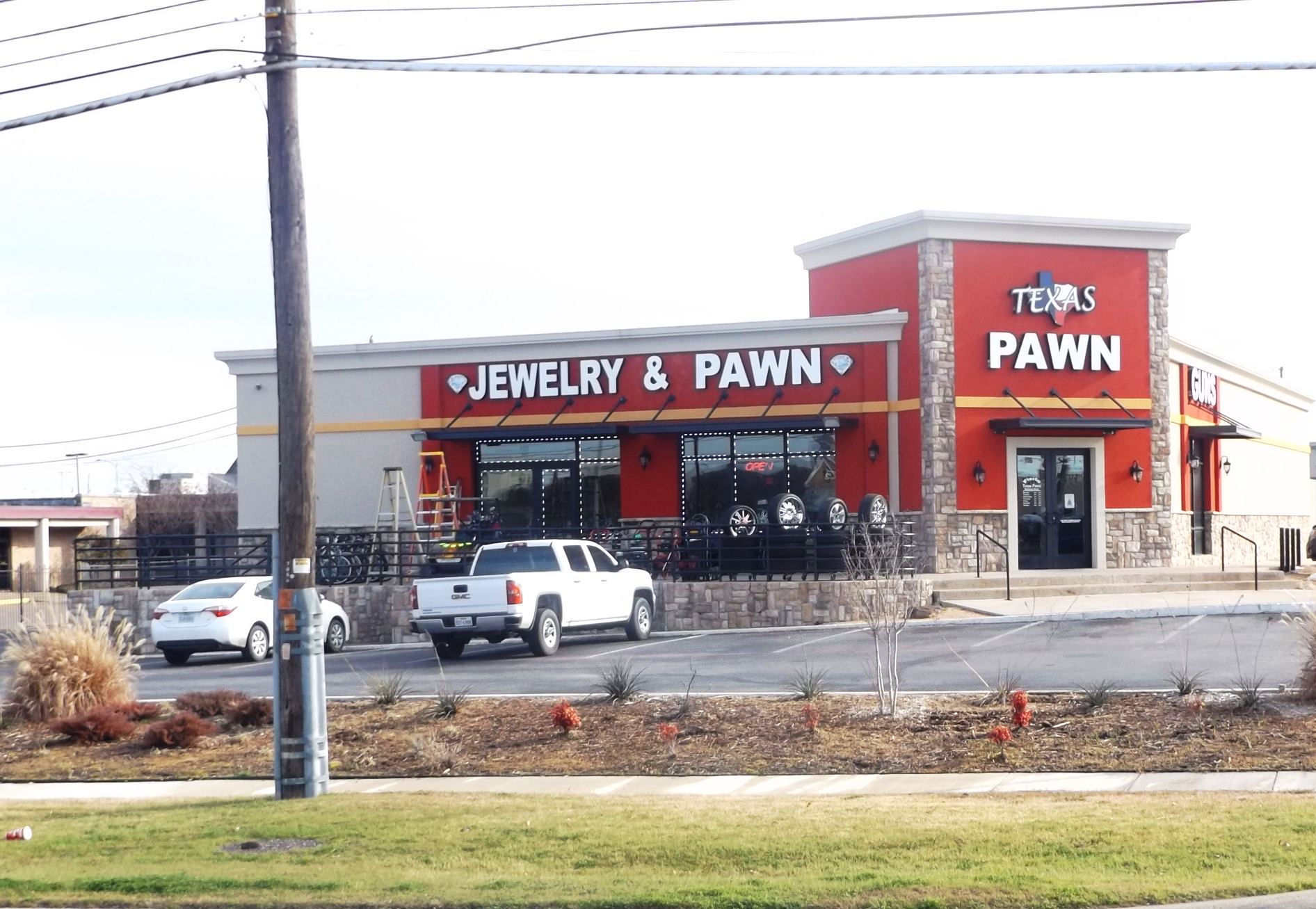 Fiesta Texas Pawn 01