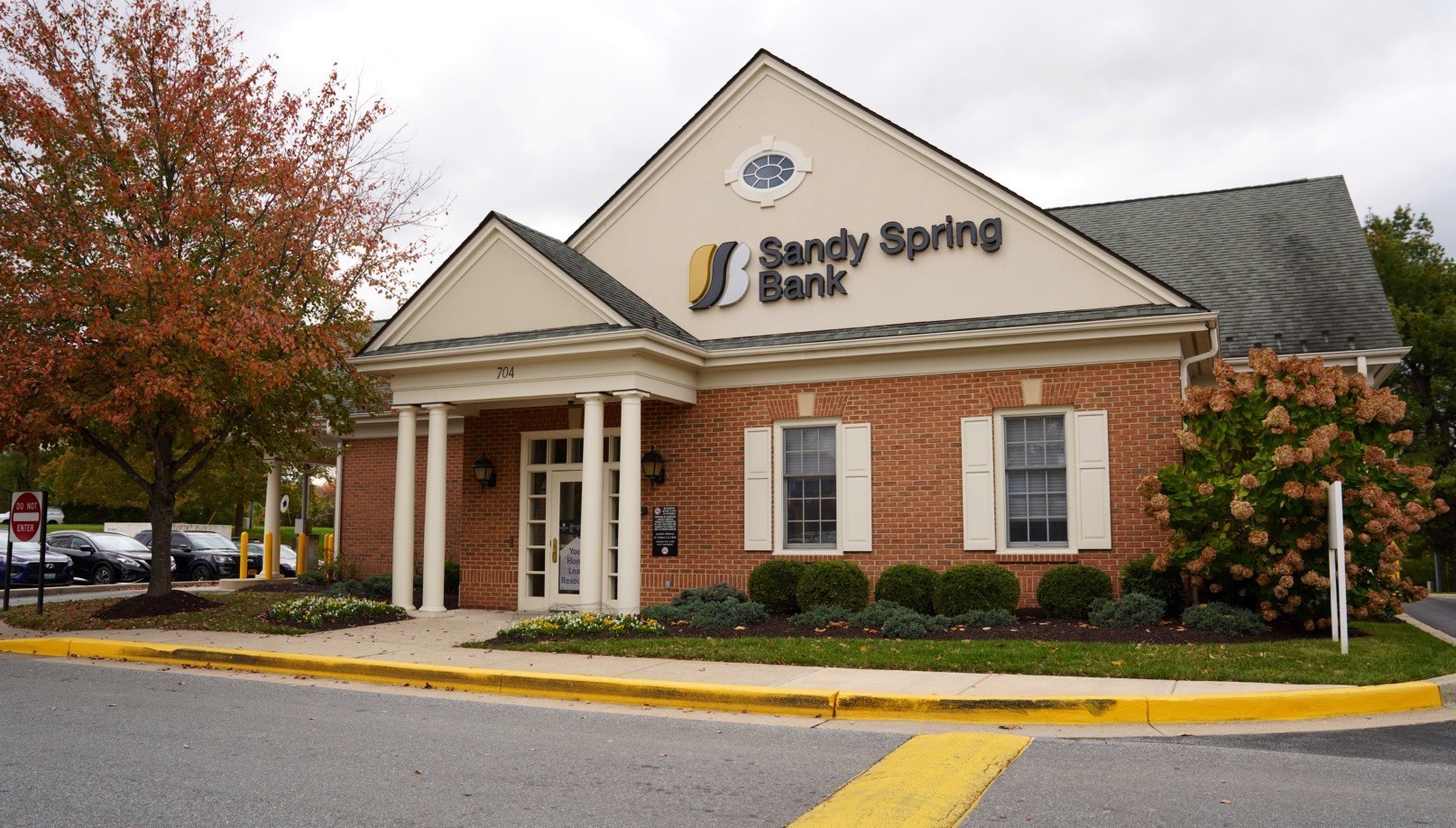 Sandy Spring Bank 01