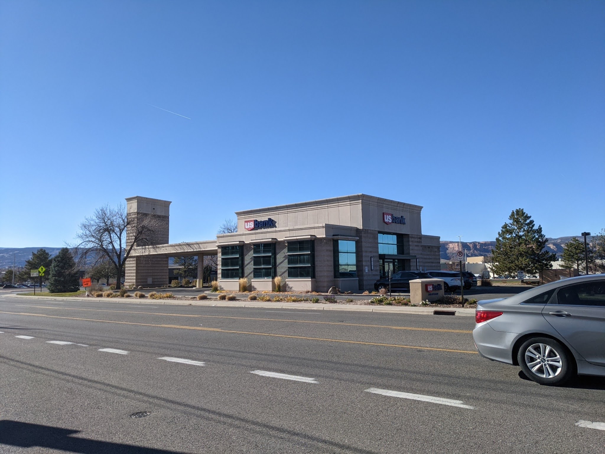 U.S. Bank Branch 01