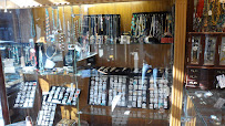 Western Pawnbrokers 02