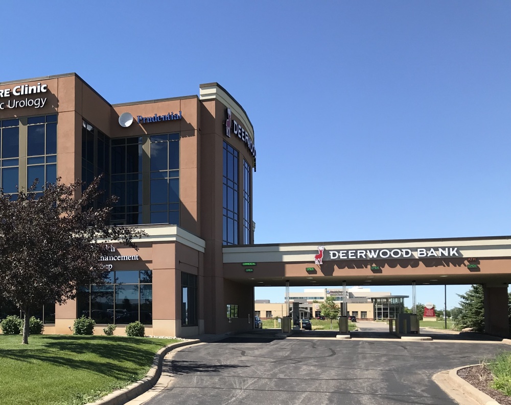 Deerwood Bank 01