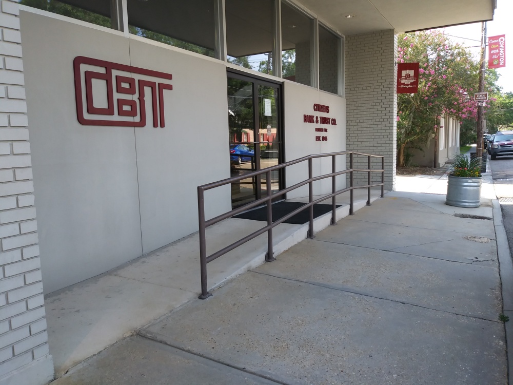 Citizens Bank & Trust Co 01