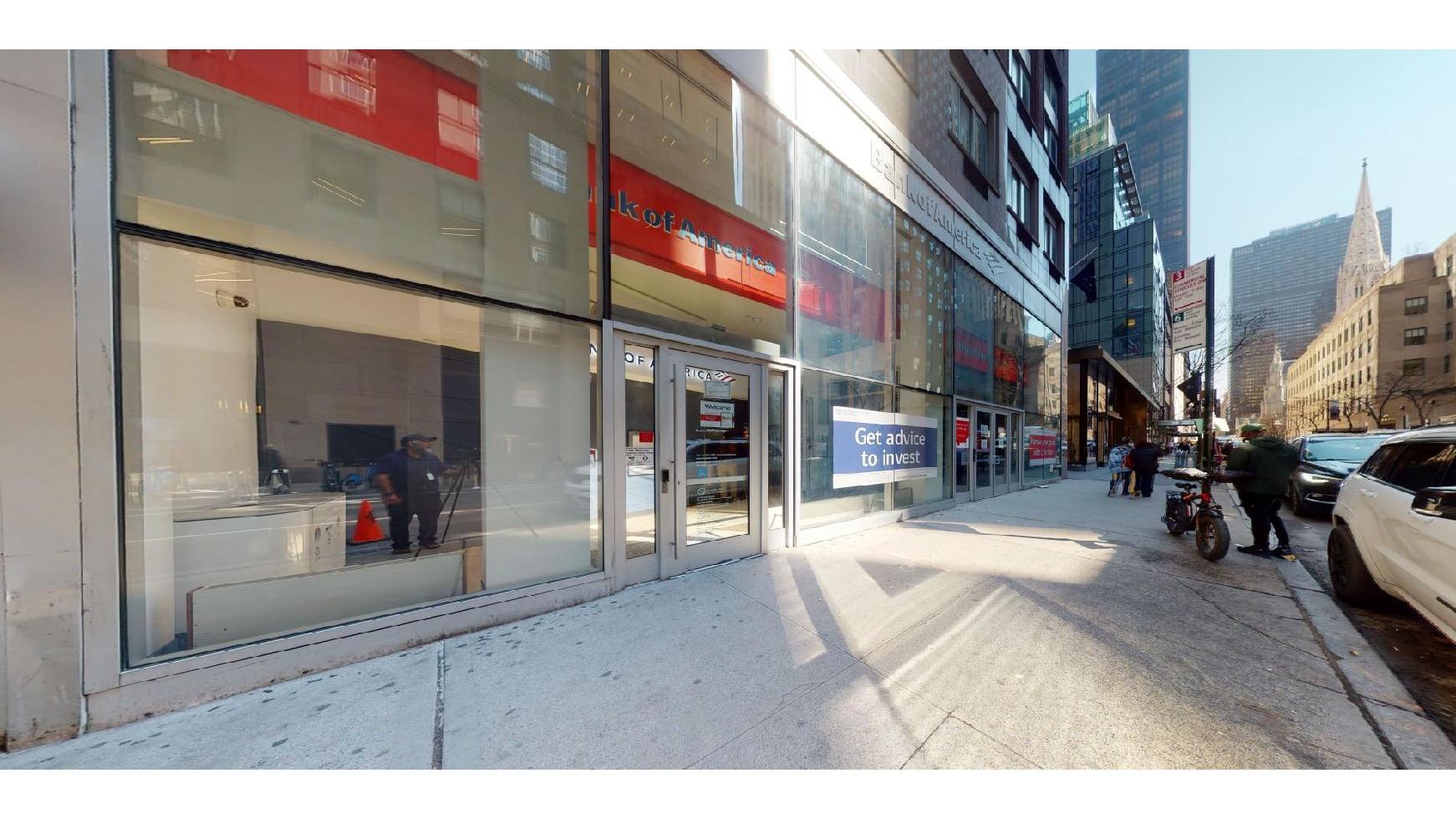 Bank of America Financial Center 01
