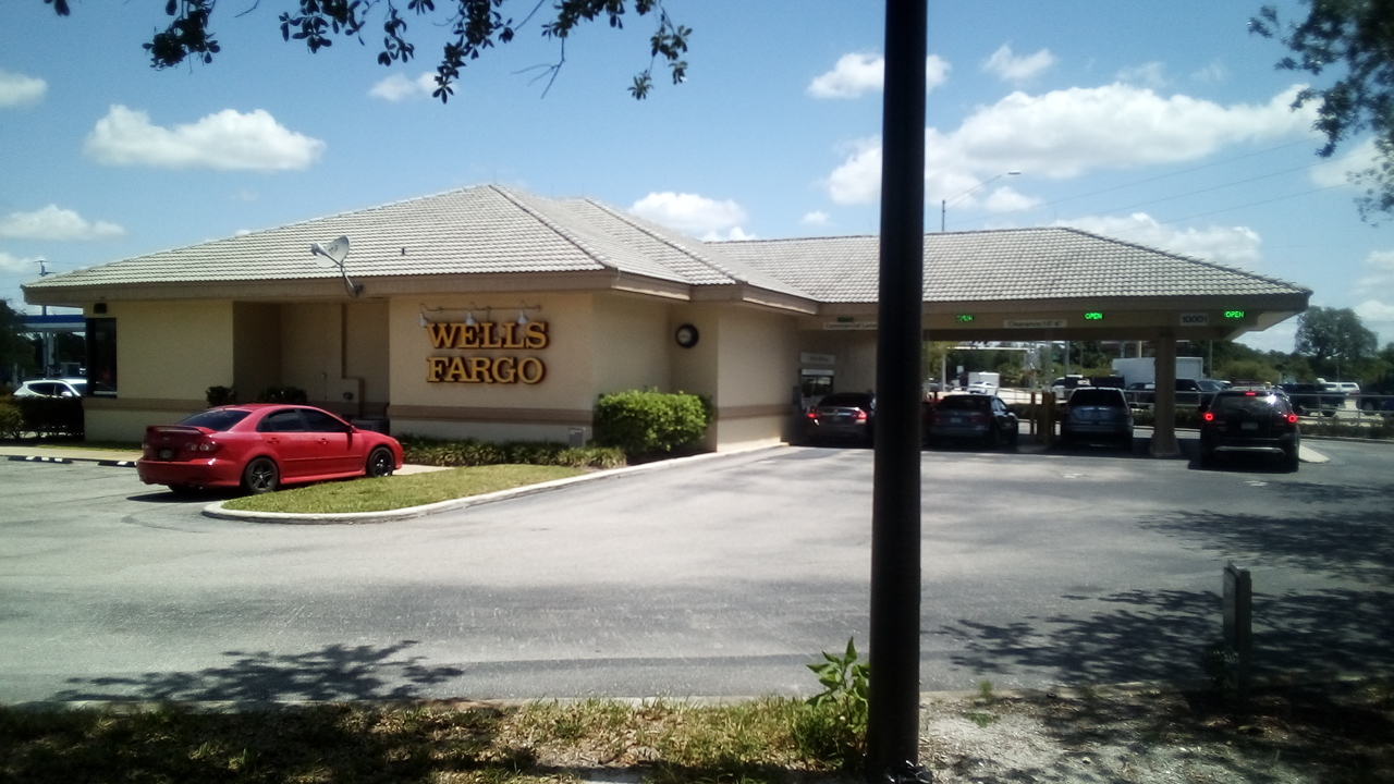 Wells Fargo Bank 01