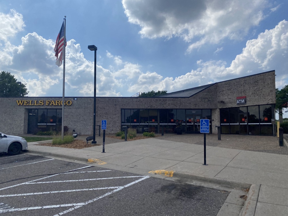 Wells Fargo Bank 01