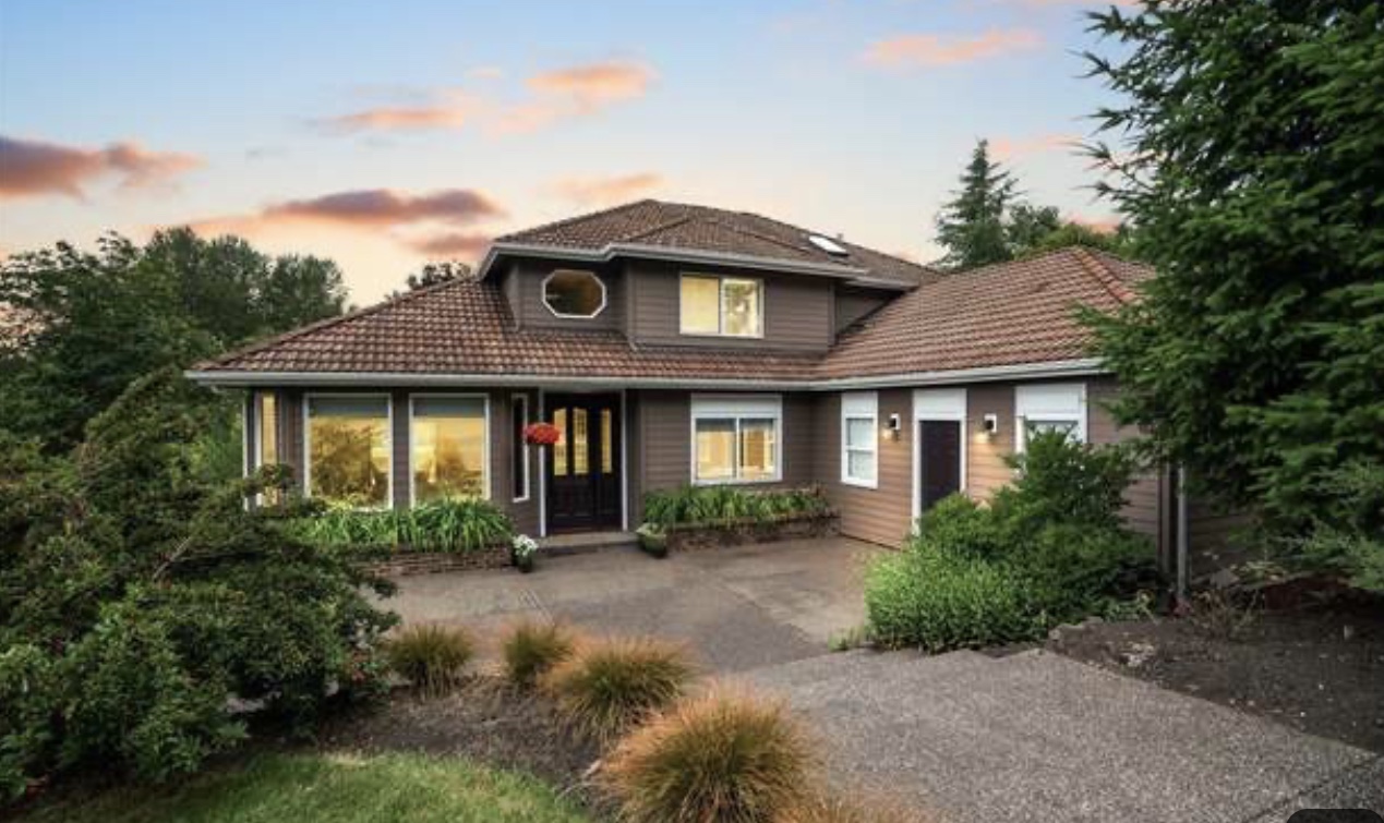 Shelle Young - Caliber Home Loans 01