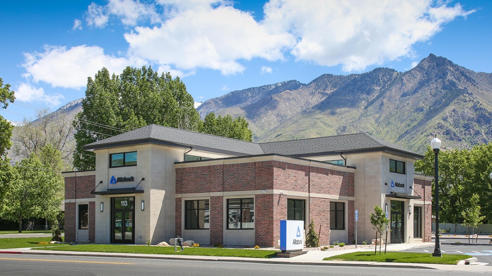 Altabank - Alpine 01