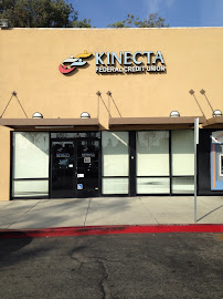 Kinecta Federal Credit Union - Lakewood 03