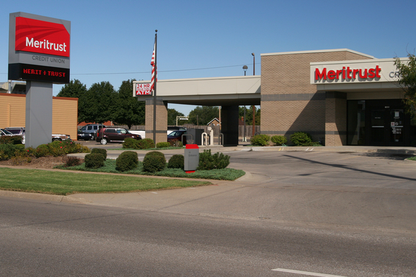 Meritrust Credit Union - Pawnee 01