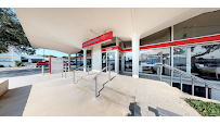 Bank of America (with Drive-thru ATM) 01