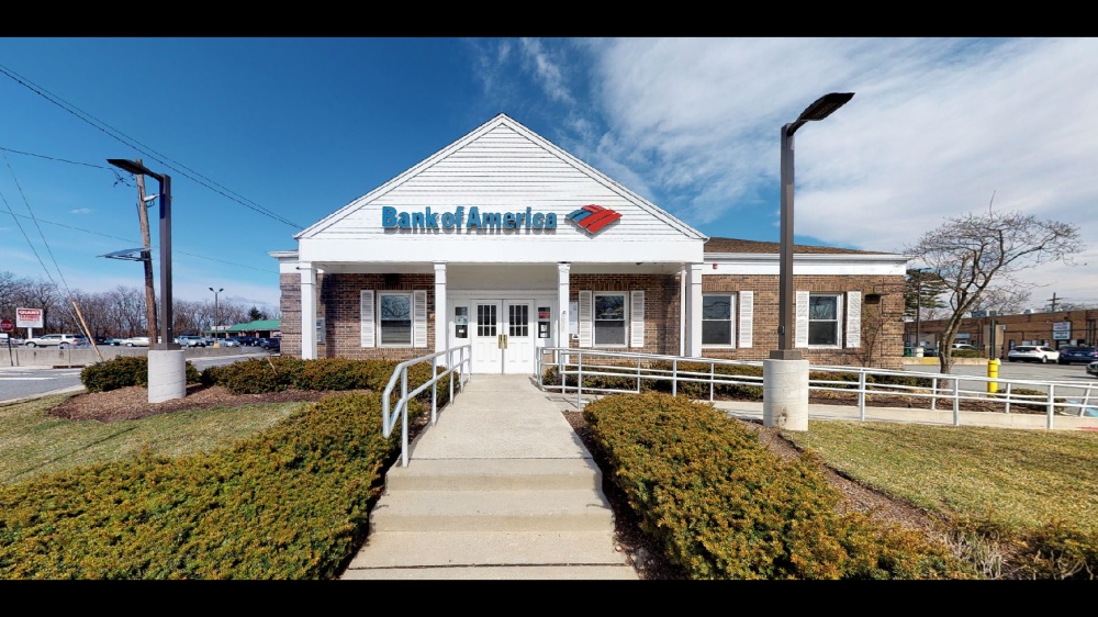 Bank of America (with Drive-thru ATM) 01