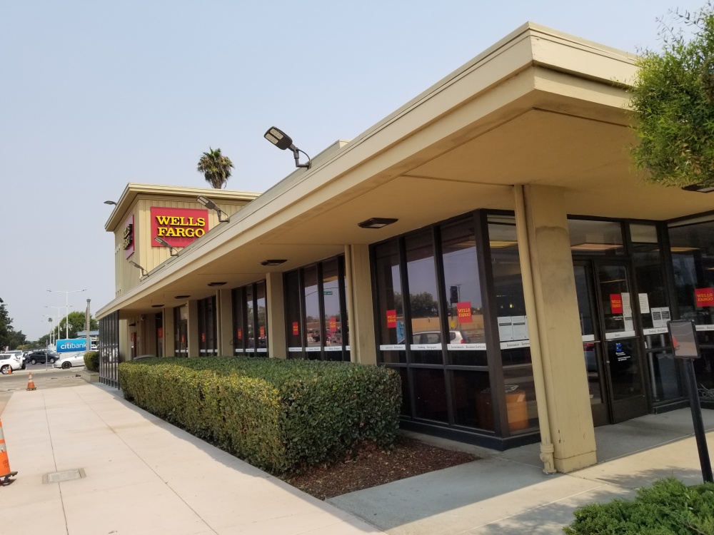Wells Fargo Bank 01