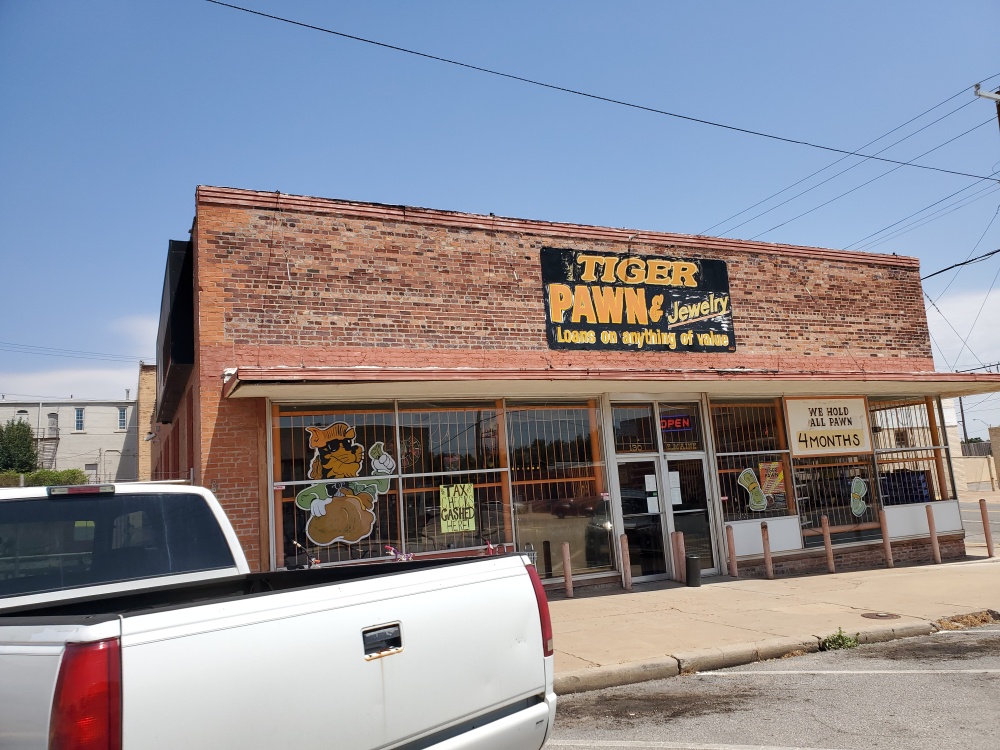 Tiger Pawn & Jewelry 01
