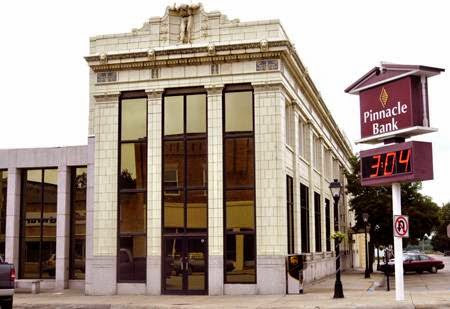 Pinnacle Bank 01