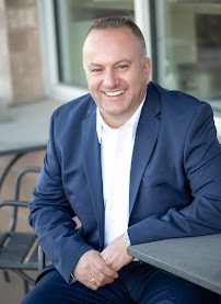 Phil Fornaro Auto Broker 01