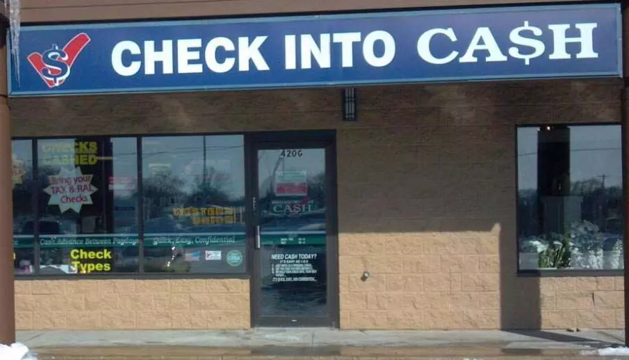 Check Into Cash 01
