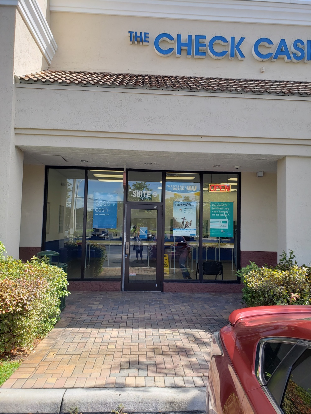 The Check Cashing Store 01