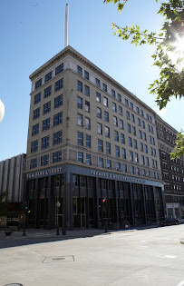 Farmers & Merchants Bank & Trust 01