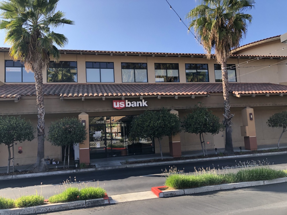 U.S. Bank Branch 01