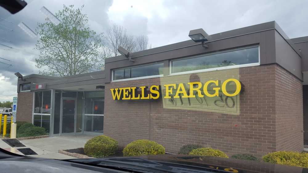 Wells Fargo Bank 01