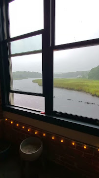 Hot on Bank Mystic 02