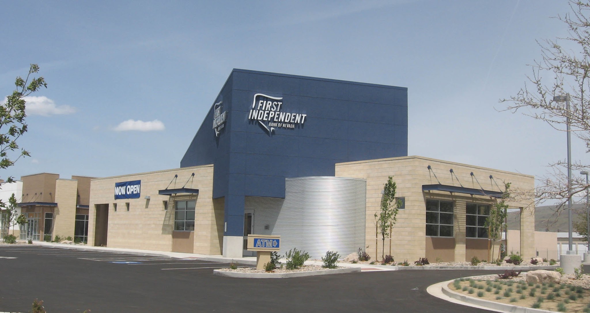 First Independent Bank 01
