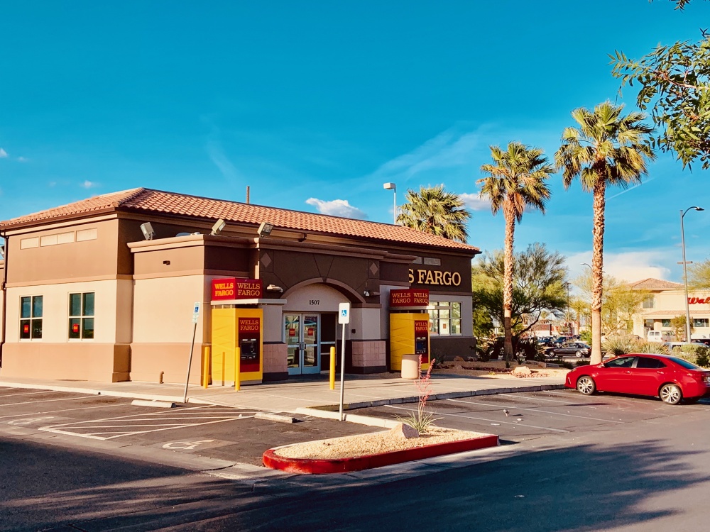 Wells Fargo Bank 01