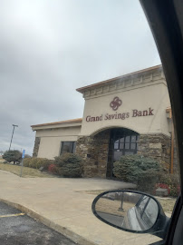 Grand Savings Bank 03