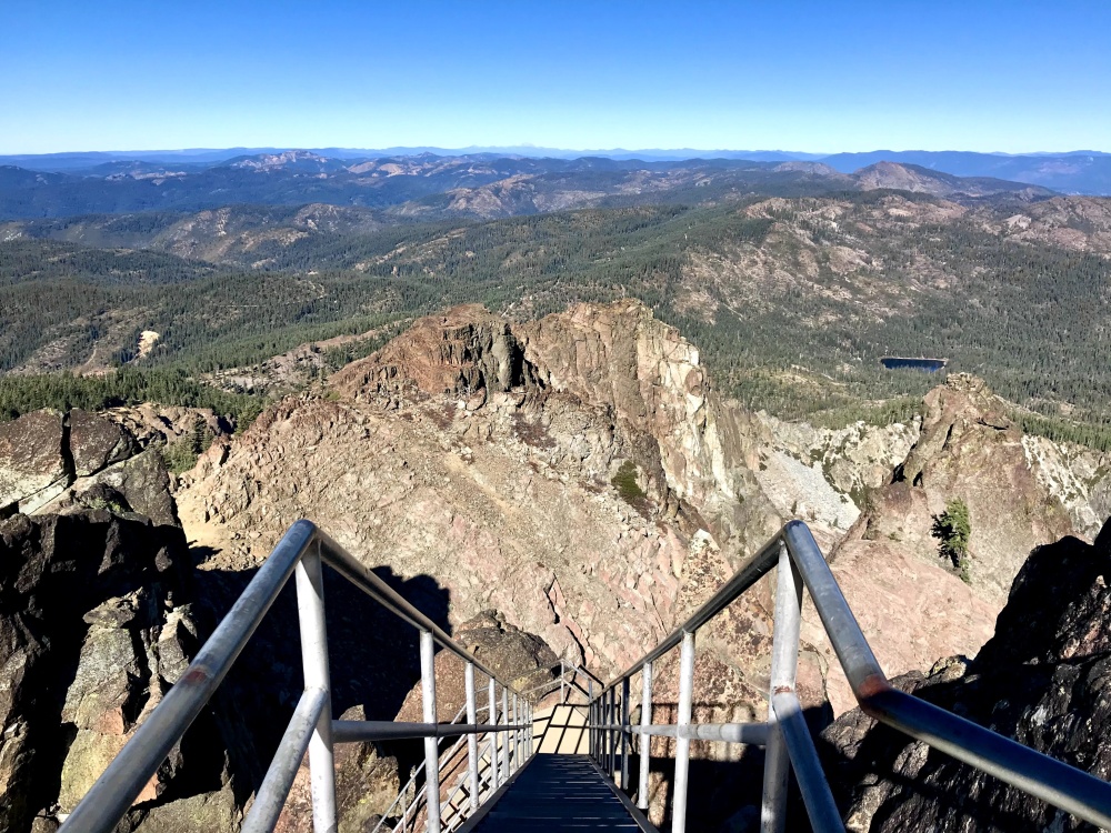 Sierra Buttes Fire Lookout 01