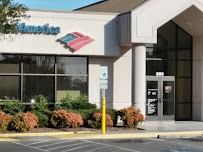 Bank of America (with Drive-thru ATM) 02