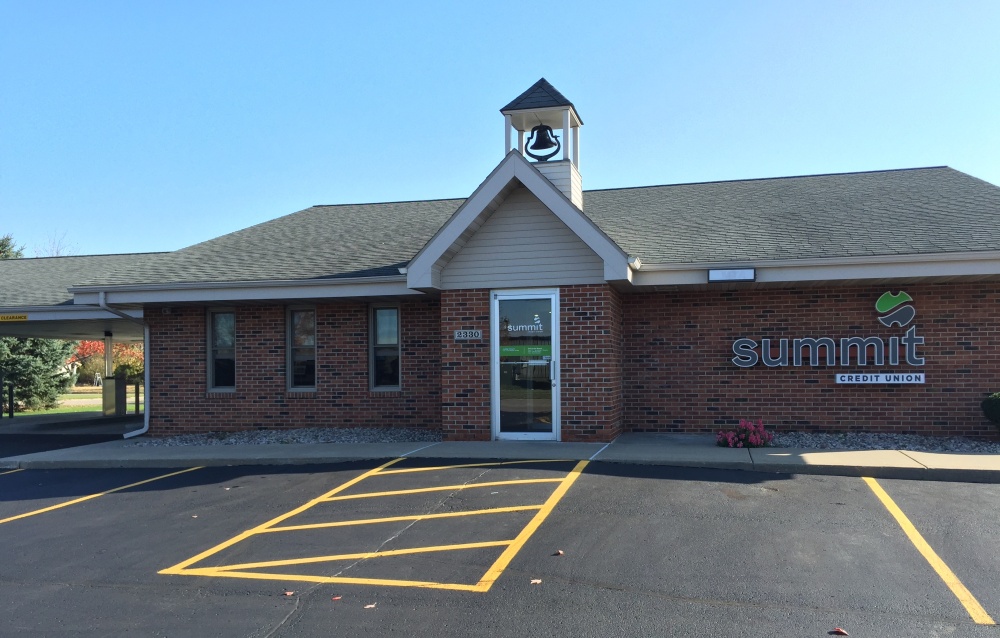 Summit Credit Union 01