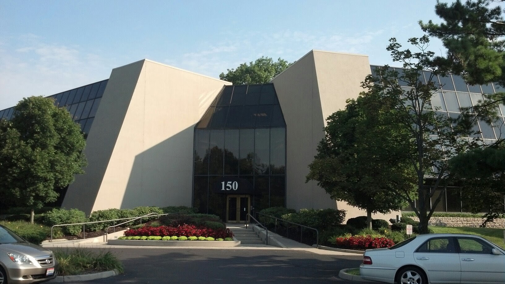 Thomas R Daye & Associates CPAs 01