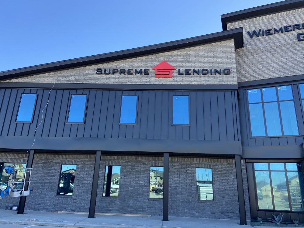 Supreme Lending 01