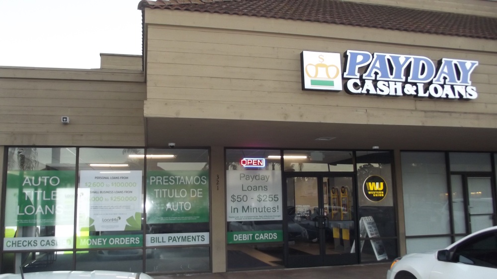 Payday Money Centers- Escondido 01