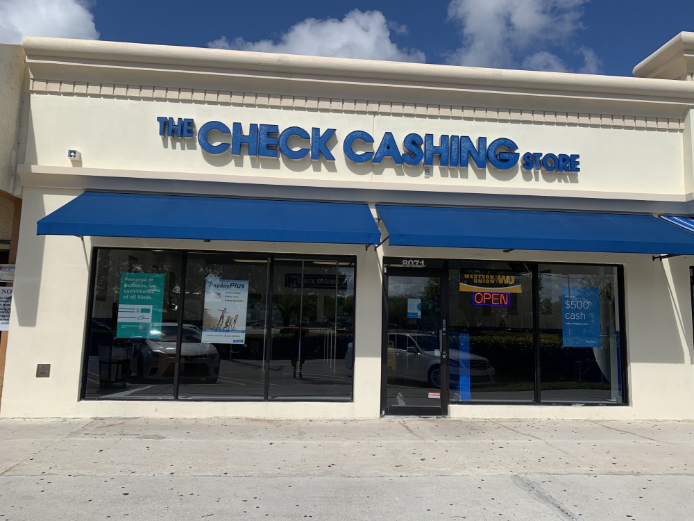 The Check Cashing Store 01