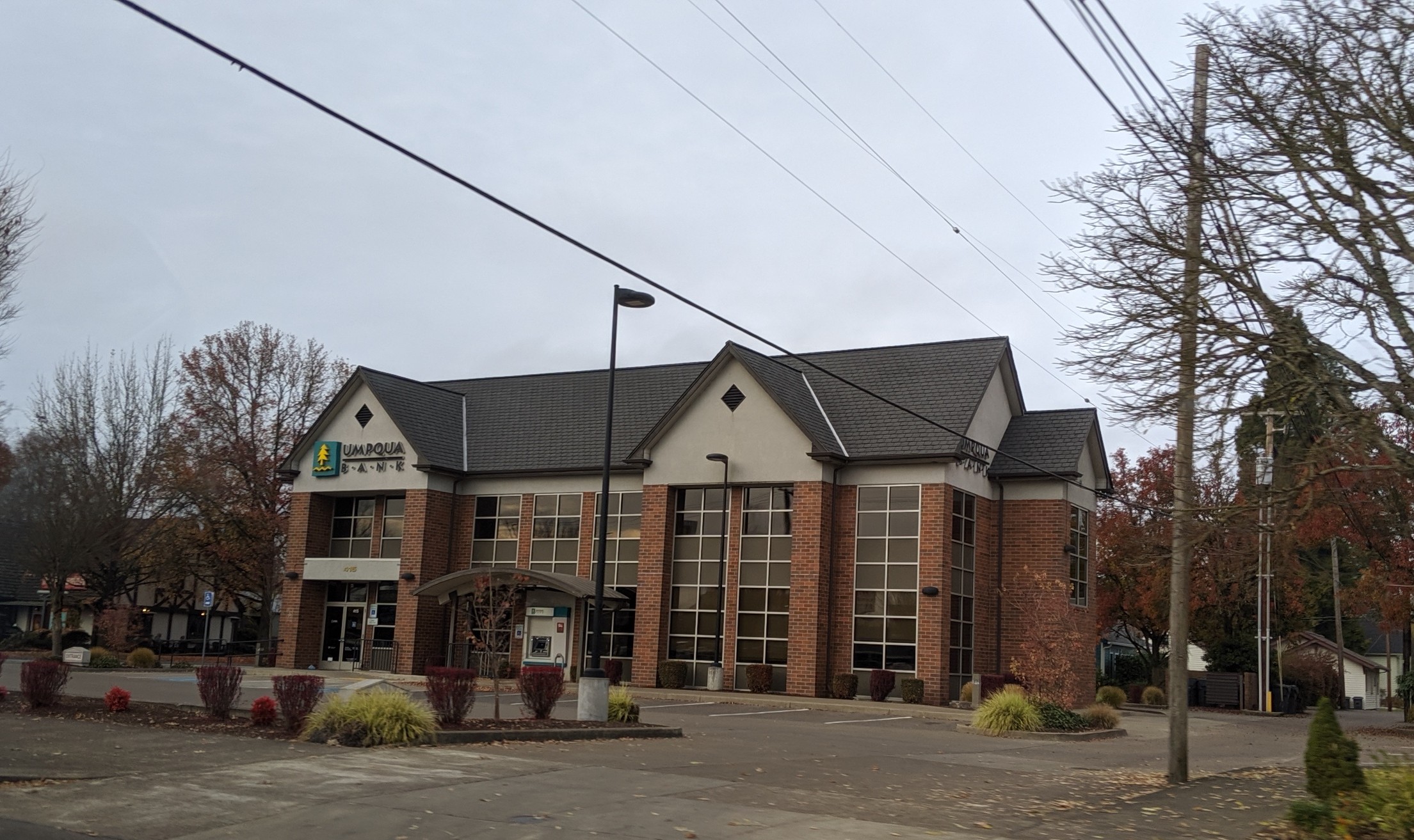 Umpqua Bank 01