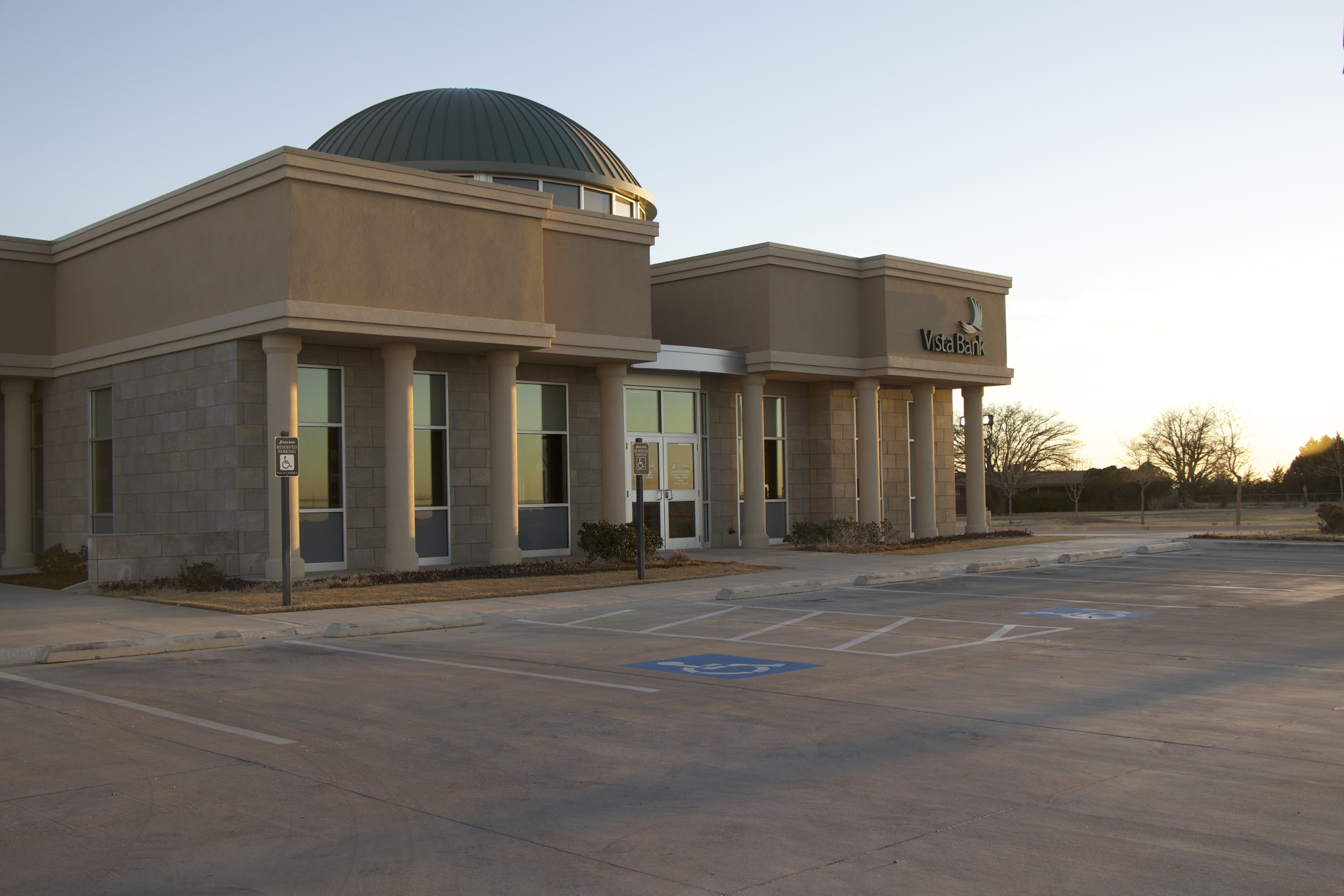 Vista Bank 01