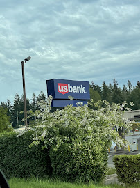 U.S. Bank Branch 01