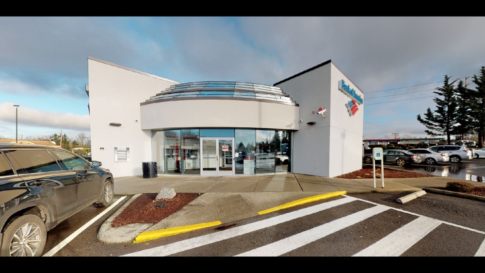 Bank of America (with Drive-thru ATM) 01