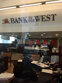 Bank of the West 02