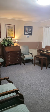 Cox-Needham Funeral Home 04